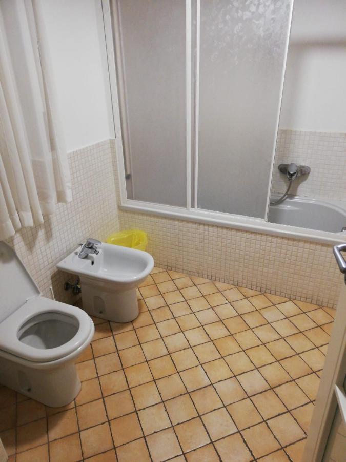 Washington Cosy And Comfortable Apartment Milano Esterno foto